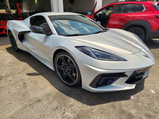 Used 2022 Chevrolet Corvette Stingray Coupe w/ 1LT RWD image 1