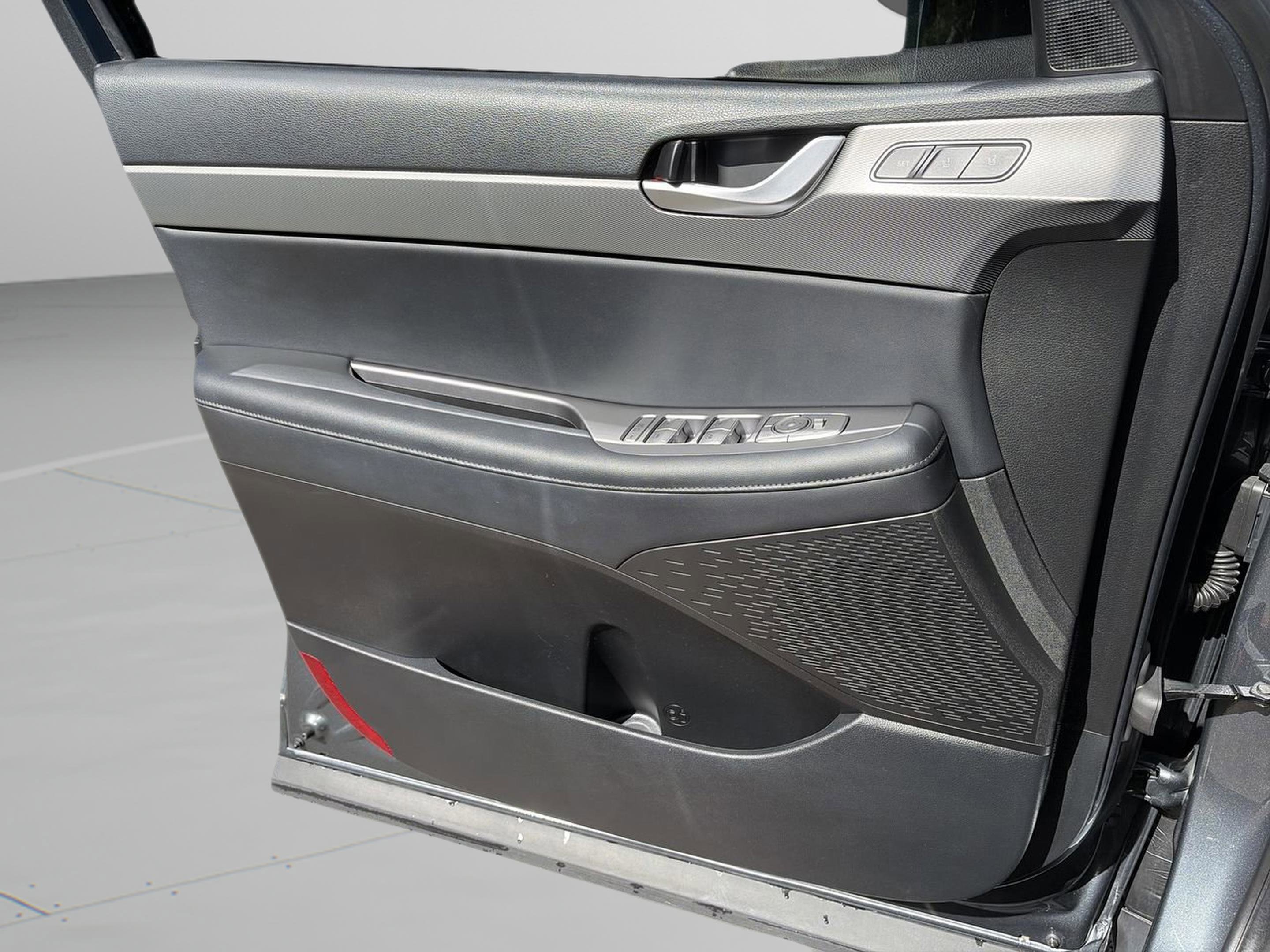 Used 2022 Hyundai Palisade SEL w/ Premium Package image 17