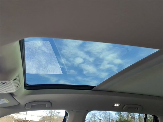 Used 2024 Volkswagen Atlas SEL image 19