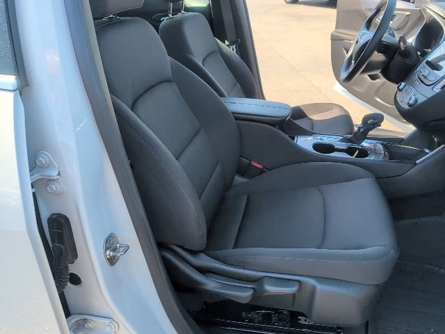 Used 2024 Chevrolet Malibu LT FWD image 34