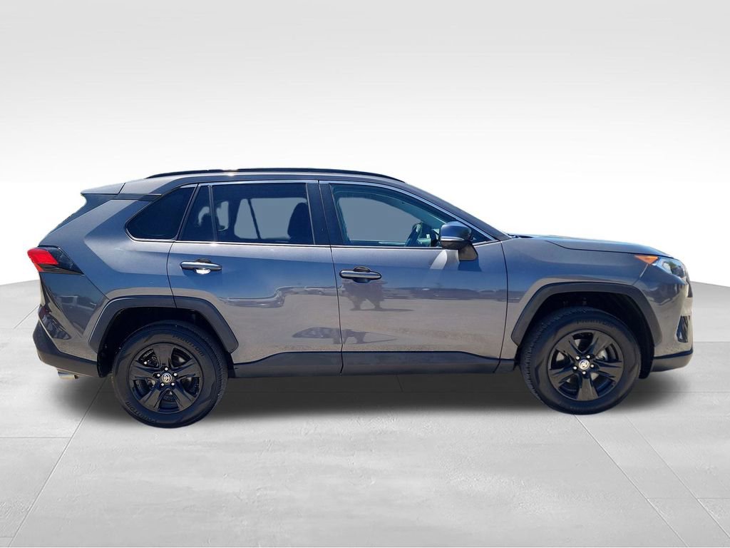 Used 2021 Toyota RAV4 XLE AWD/4WD image 10