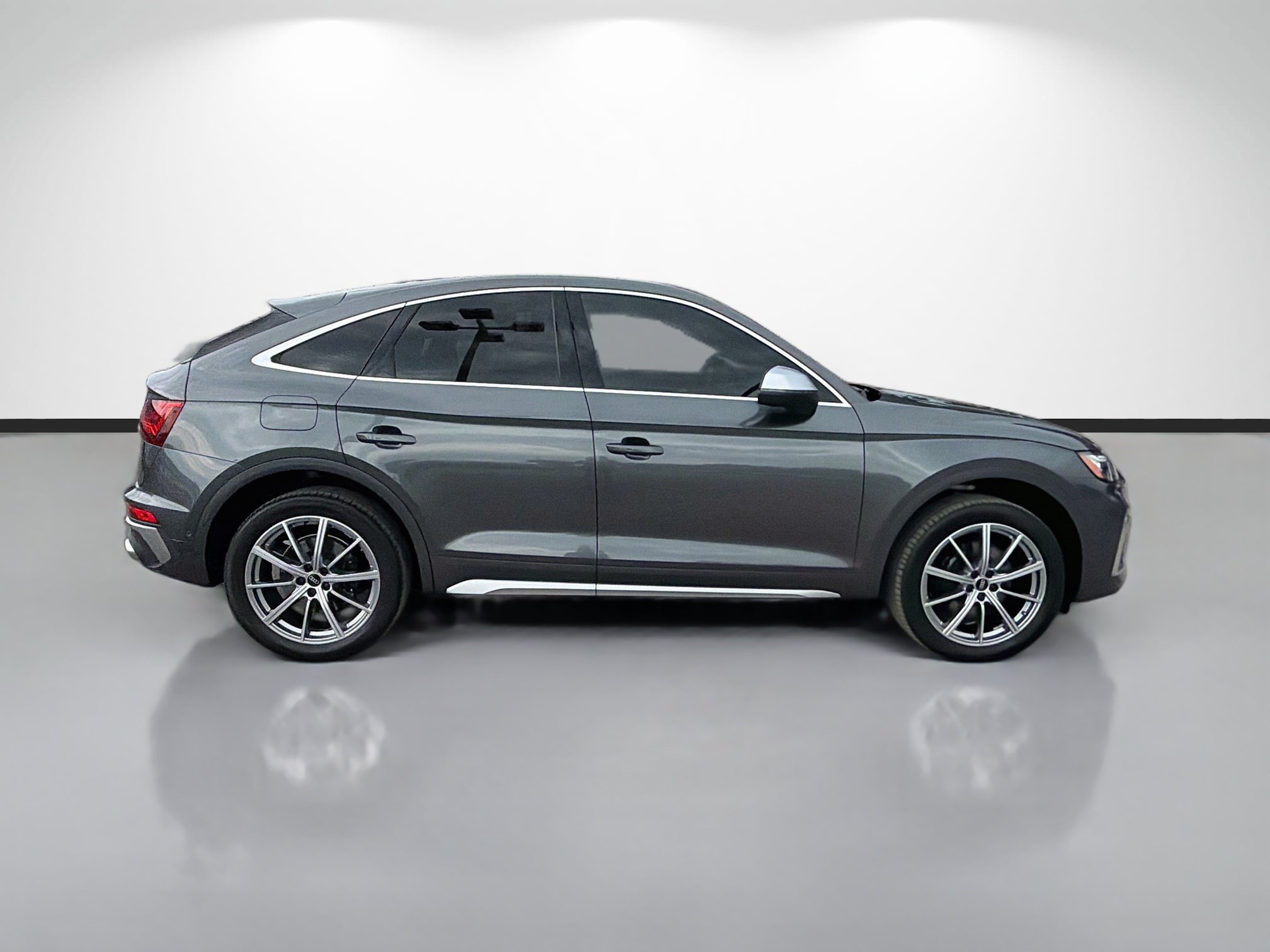 Used 2023 Audi SQ5 Prestige w/ Prestige Package AWD/4WD image 6