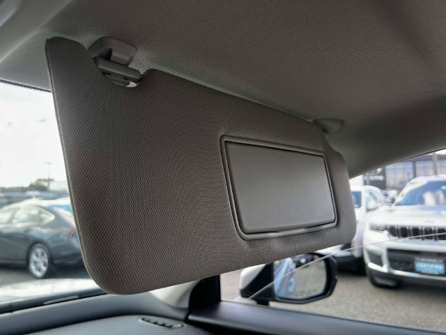 Used 2024 Honda HR-V LX image 34