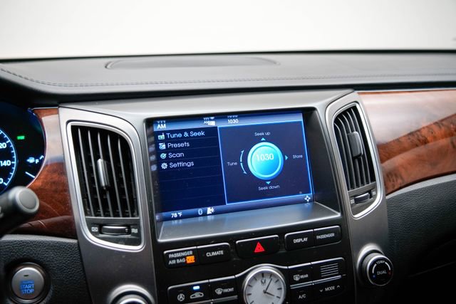 Used 2013 Hyundai Equus Signature image 28