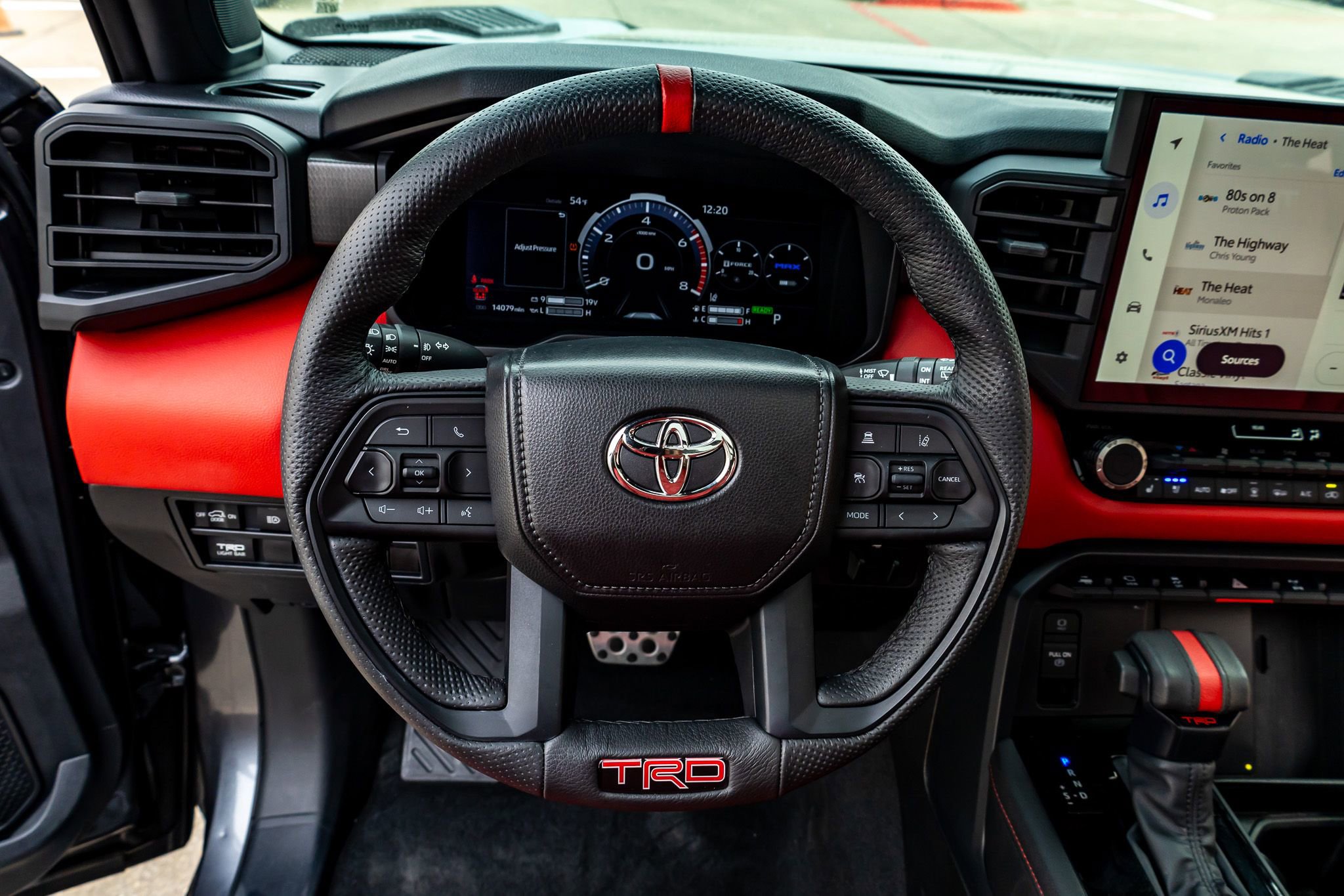Used 2025 Toyota Sequoia TRD Pro AWD/4WD image 19