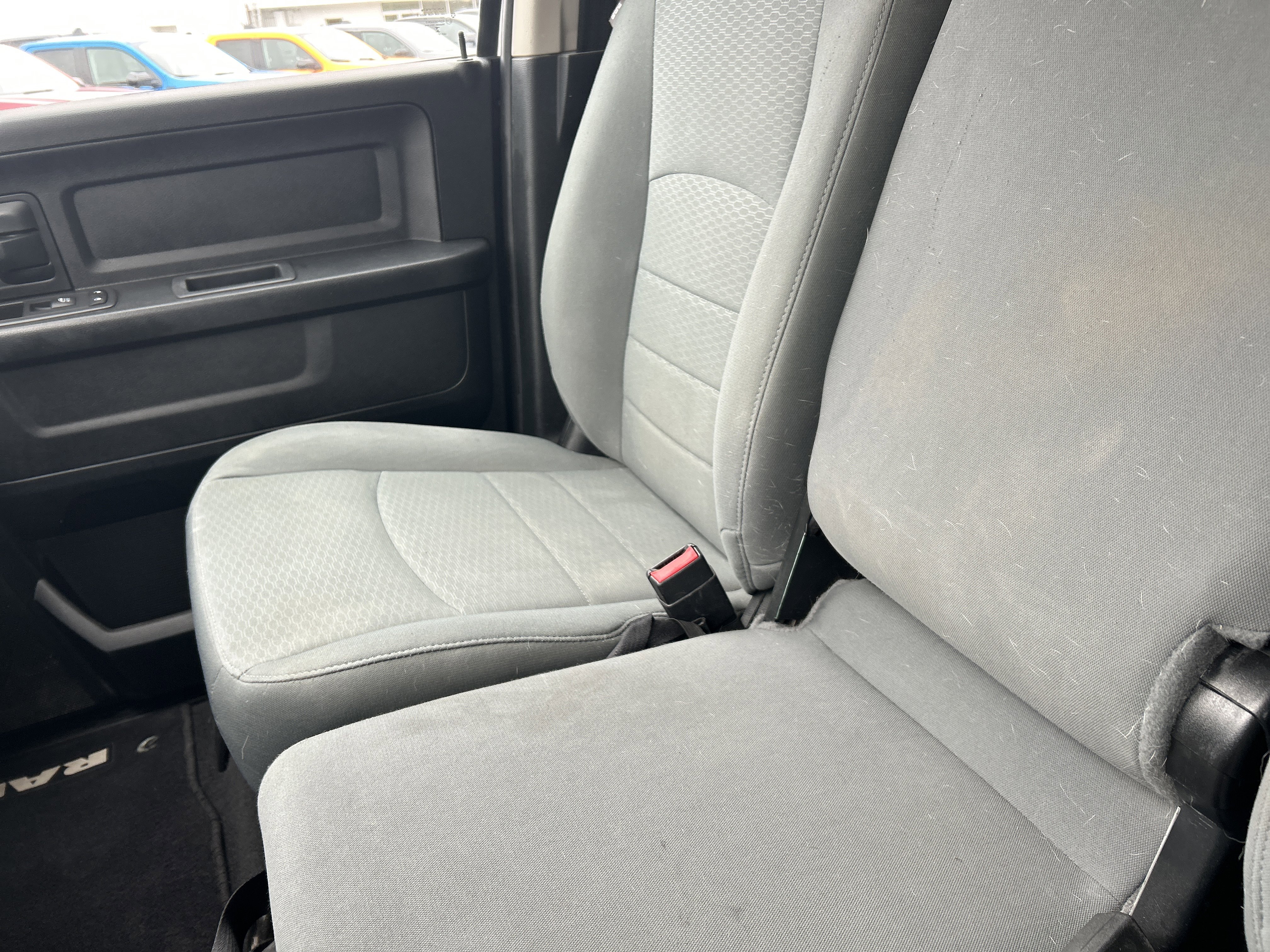 Used 2018 RAM 1500 ST w/ SXT Appearance Group AWD/4WD image 20