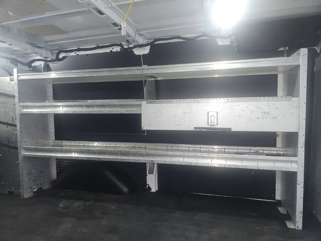 Used 2018 Ford Transit 250 130 Low Roof RWD image 32