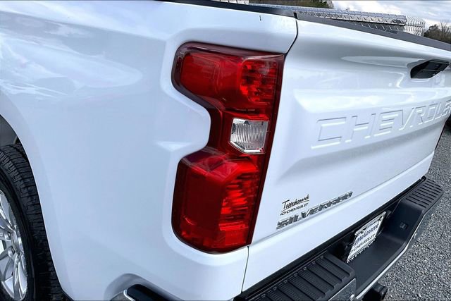 Used 2021 Chevrolet Silverado 1500 W/T w/ WT Value Package image 23