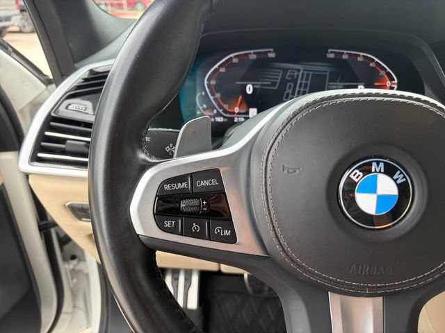 Used 2022 BMW X5 sDrive40i w/ M Sport Package RWD image 6