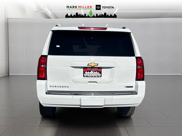 Used 2017 Chevrolet Suburban Premier image 4
