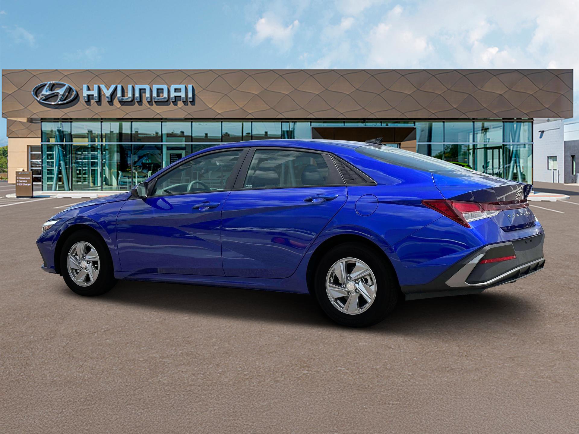 New 2025 Hyundai Elantra SE image 4