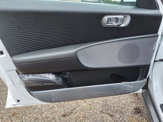 New 2024 Hyundai Ioniq 6 SEL image 17