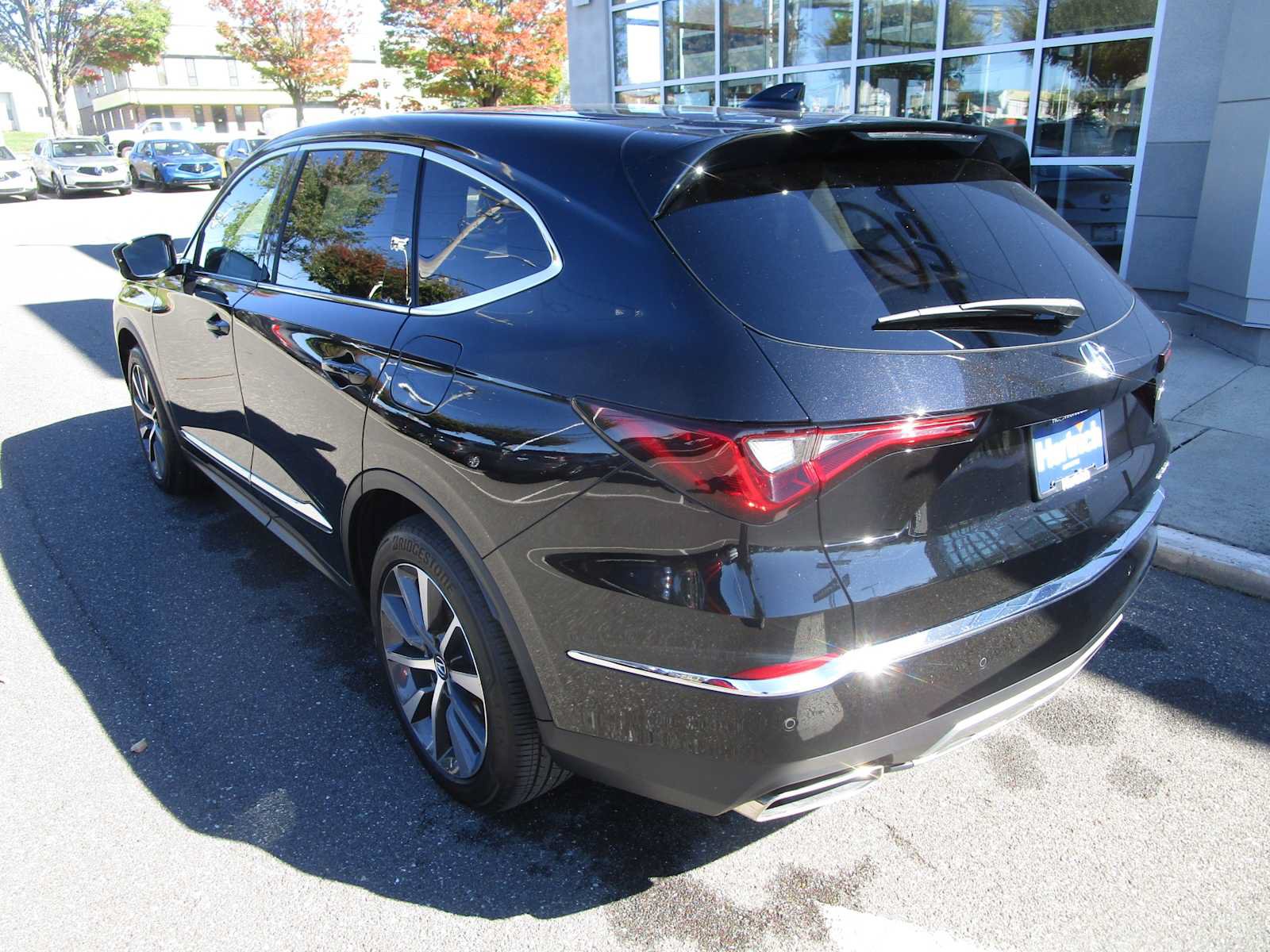 Certified 2026 Acura MDX w/ Technology Package AWD/4WD image 7