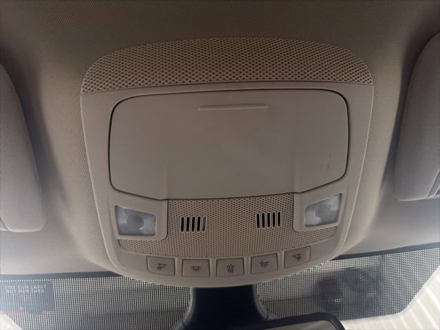 Used 2024 Ford Edge Titanium image 32