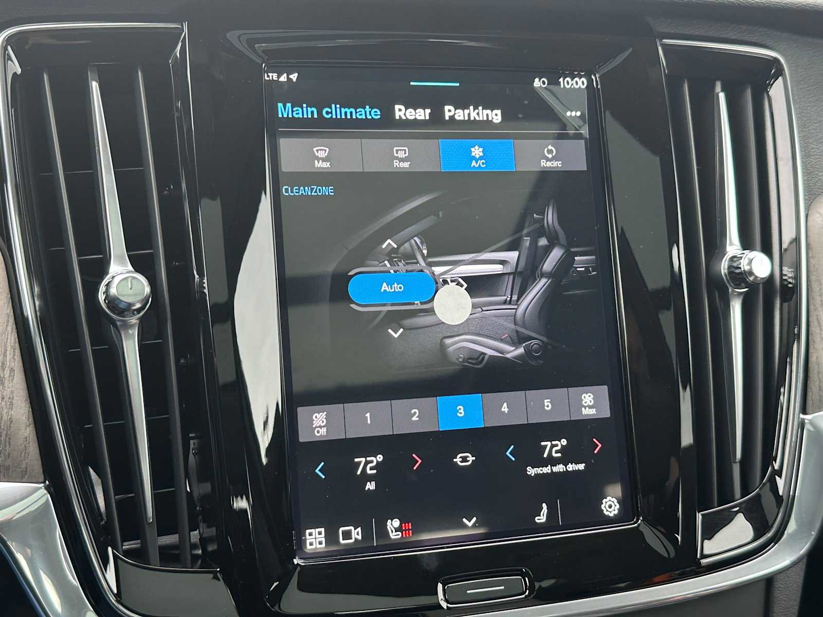 New 2025 Volvo S90 B6 Plus w/ Protection Package Premier image 28