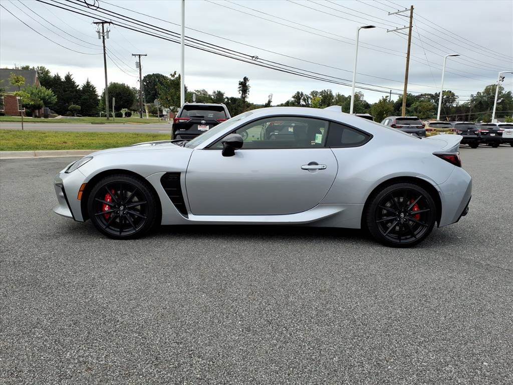 Used 2024 Toyota GR86 Premium w/ Performance Package RWD image 14
