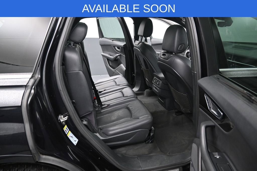 Used 2017 Audi Q7 3.0T Premium Plus w/ Premium Plus Package AWD/4WD image 36