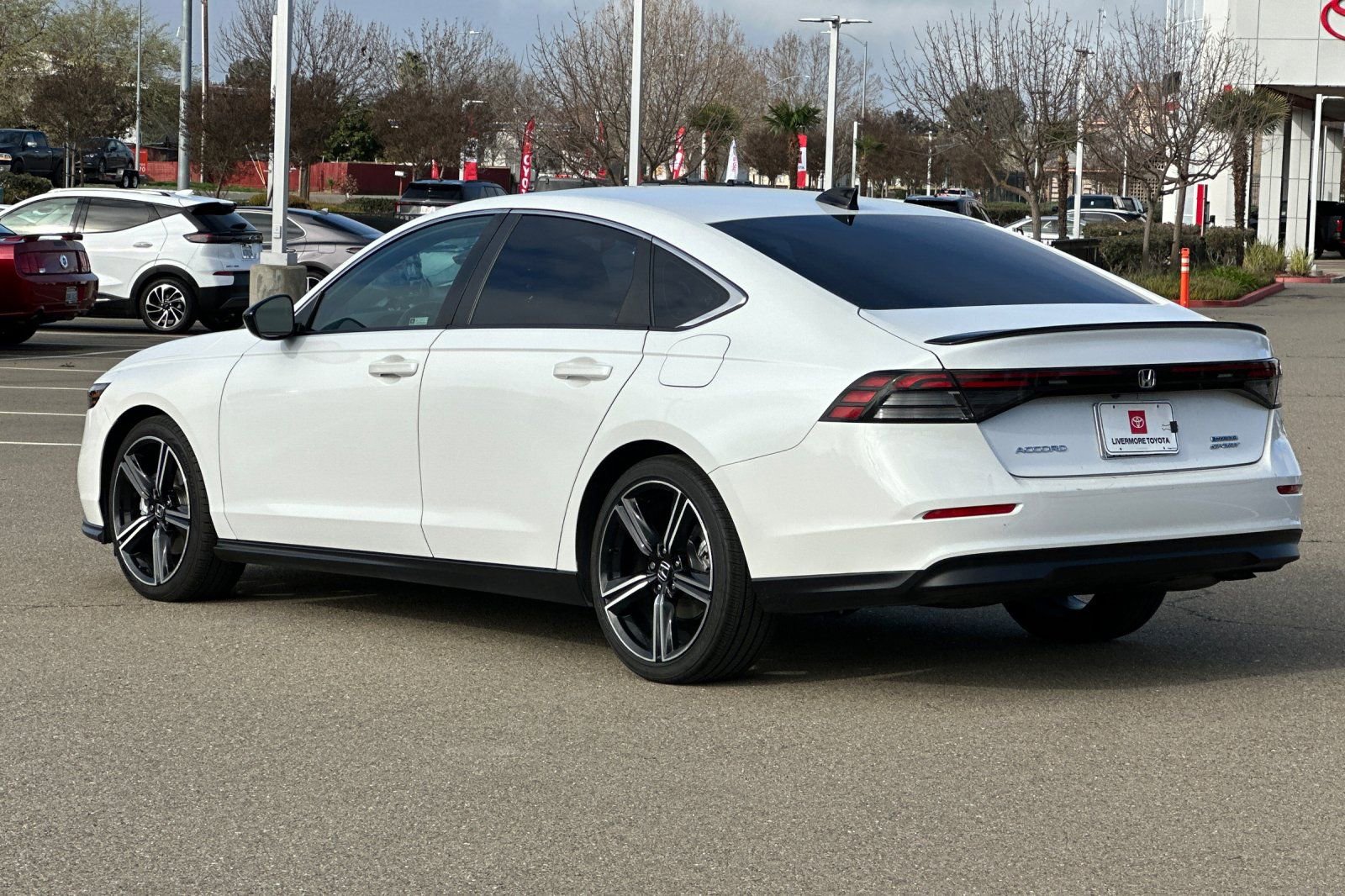 Used 2023 Honda Accord Sport image 6