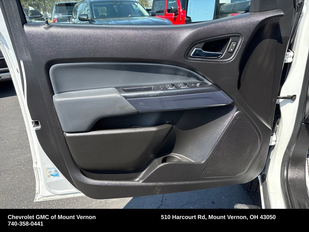 Used 2021 Chevrolet Colorado Z71 w/ Safety Package AWD/4WD image 14