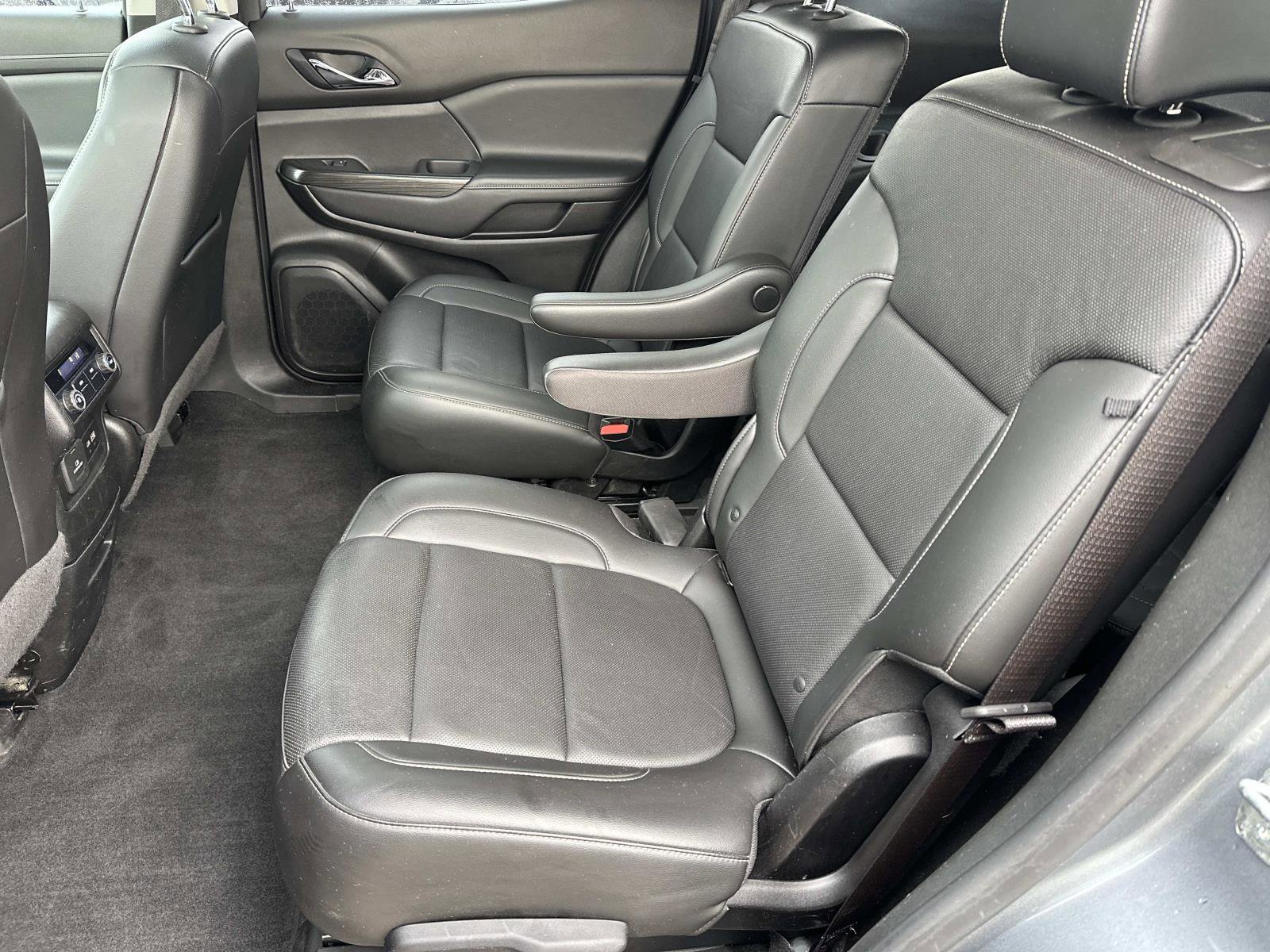 Used 2021 GMC Acadia SLT w/ Trailering Package image 11