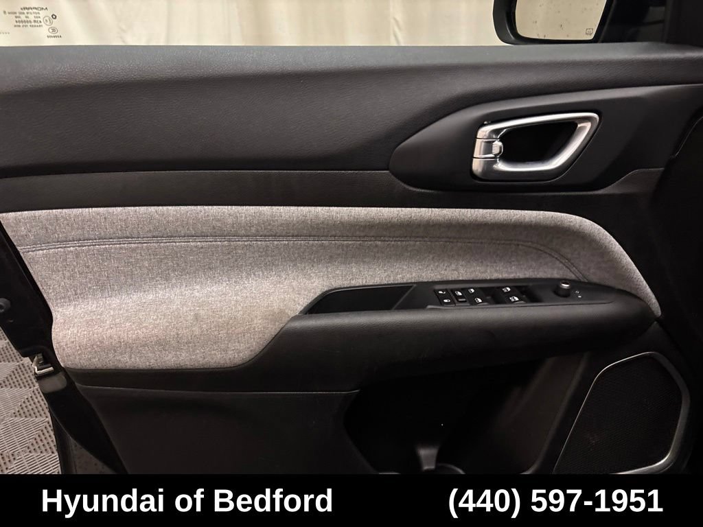 Used 2024 Jeep Compass Latitude AWD/4WD image 12