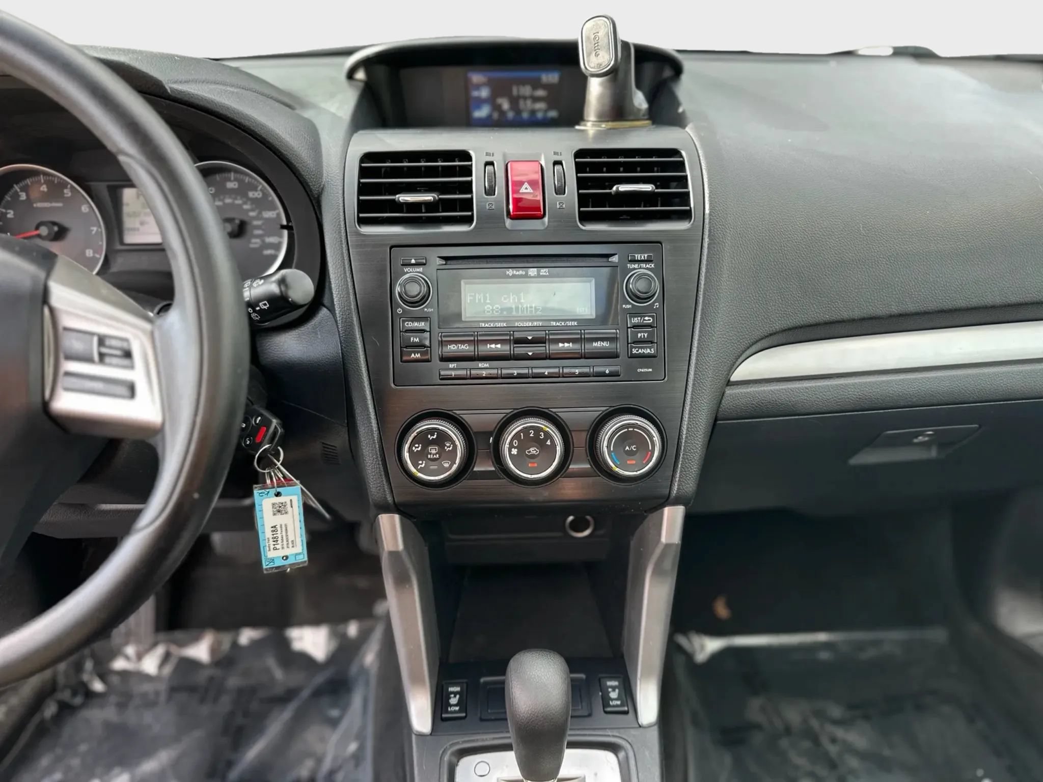 Used 2015 Subaru Forester 2.5i Premium w/ All-Weather Package AWD/4WD image 18