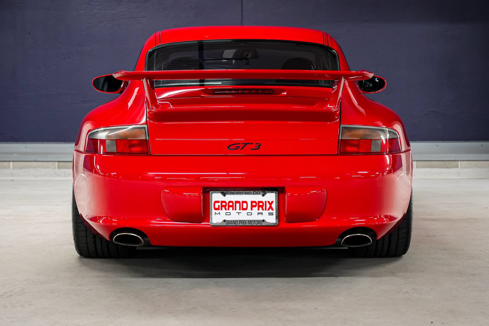 Used 2004 Porsche 911 GT3 RWD image 4
