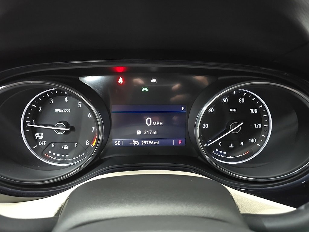 Used 2022 Buick Encore GX Select image 21