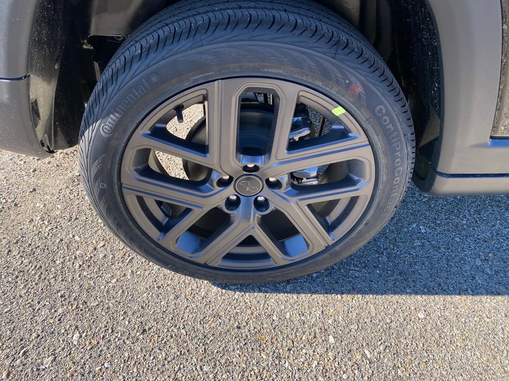 New 2026 Jeep Compass Latitude w/ Sun and Sound Group image 29