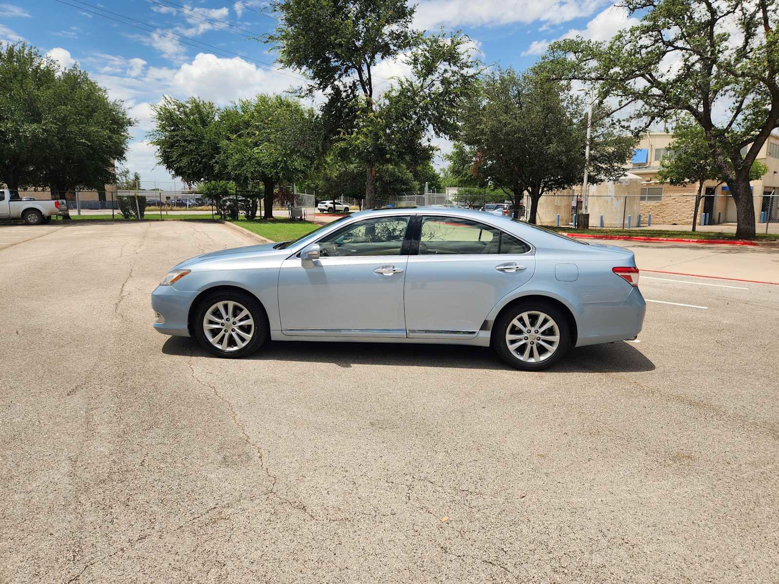 Used 2012 Lexus ES 350 FWD image 4