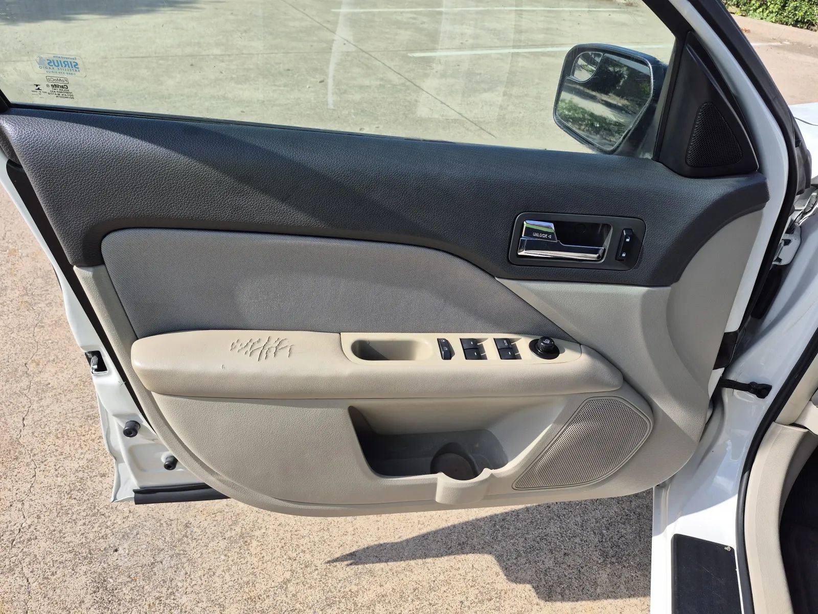 Used 2012 Ford Fusion SE FWD image 10