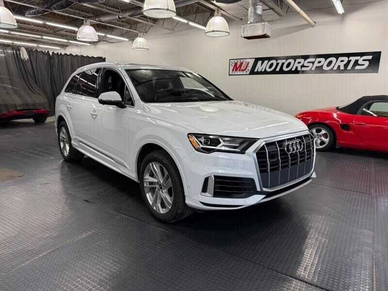 Used 2021 Audi Q7 3.0T Premium Plus w/ Executive Package AWD/4WD image 16