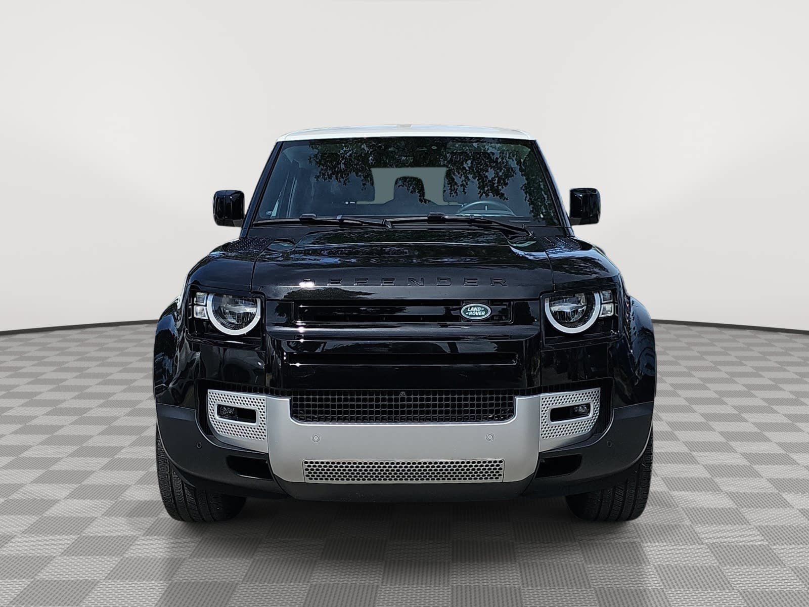 Used 2023 Land Rover Defender 90 S AWD/4WD image 3