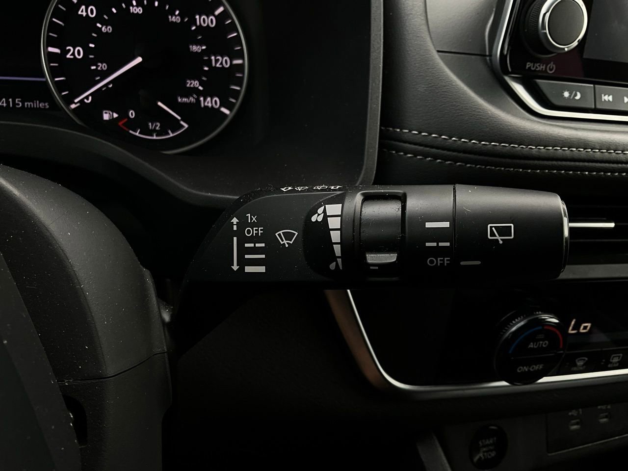 Used 2025 Nissan Rogue SV image 36