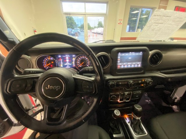 Used 2021 Jeep Gladiator Sport image 24