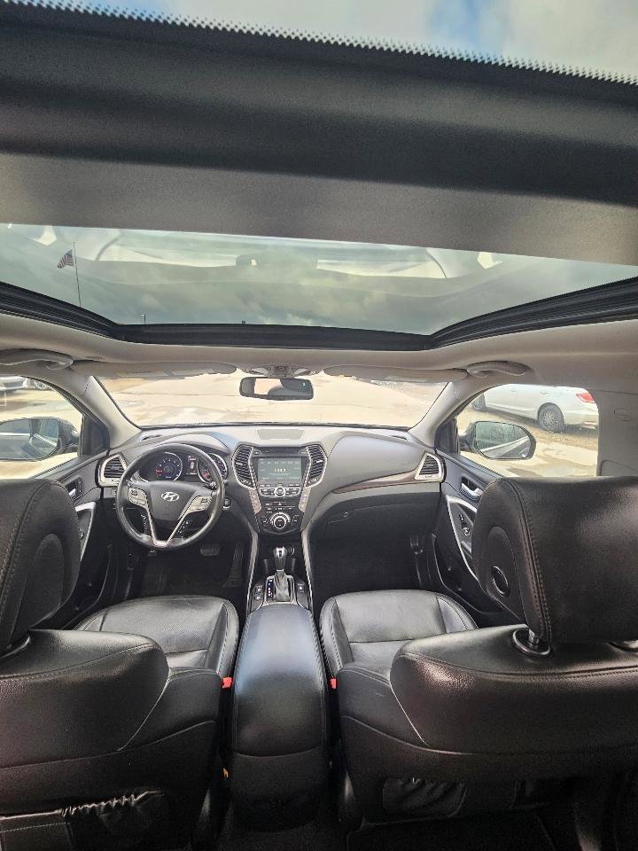 Used 2016 Hyundai Santa Fe Limited w/ Option Group 04 image 11