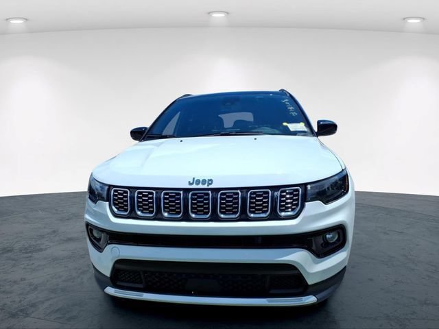 Used 2025 Jeep Compass Limited AWD/4WD image 6