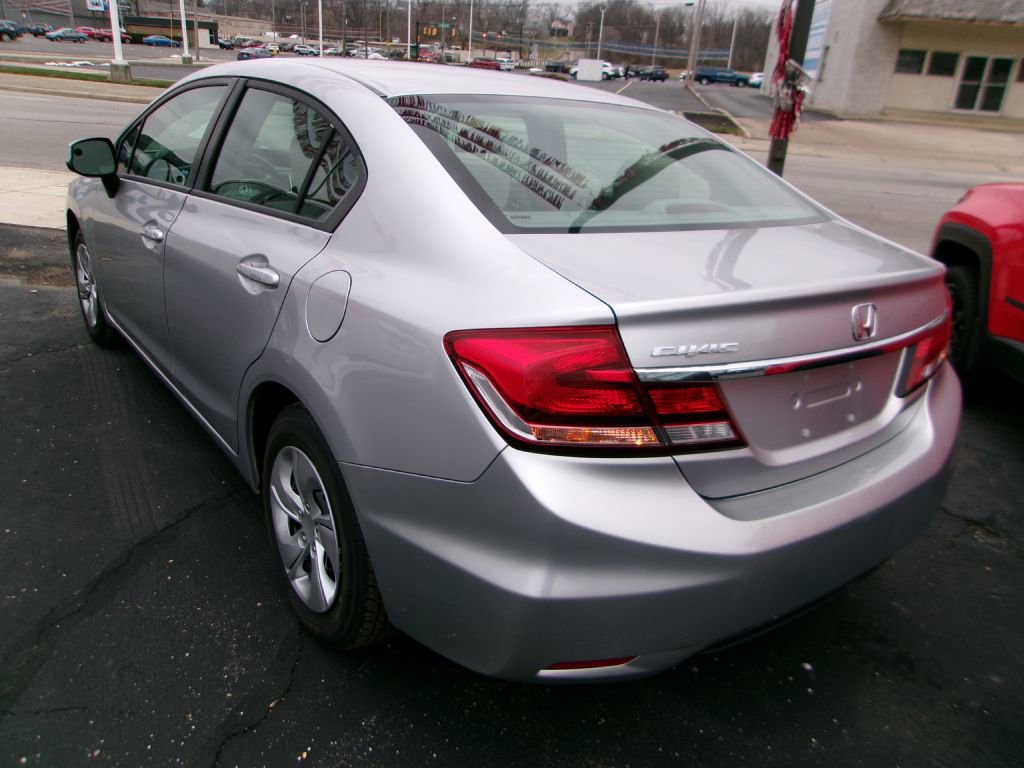 Used 2013 Honda Civic LX image 4