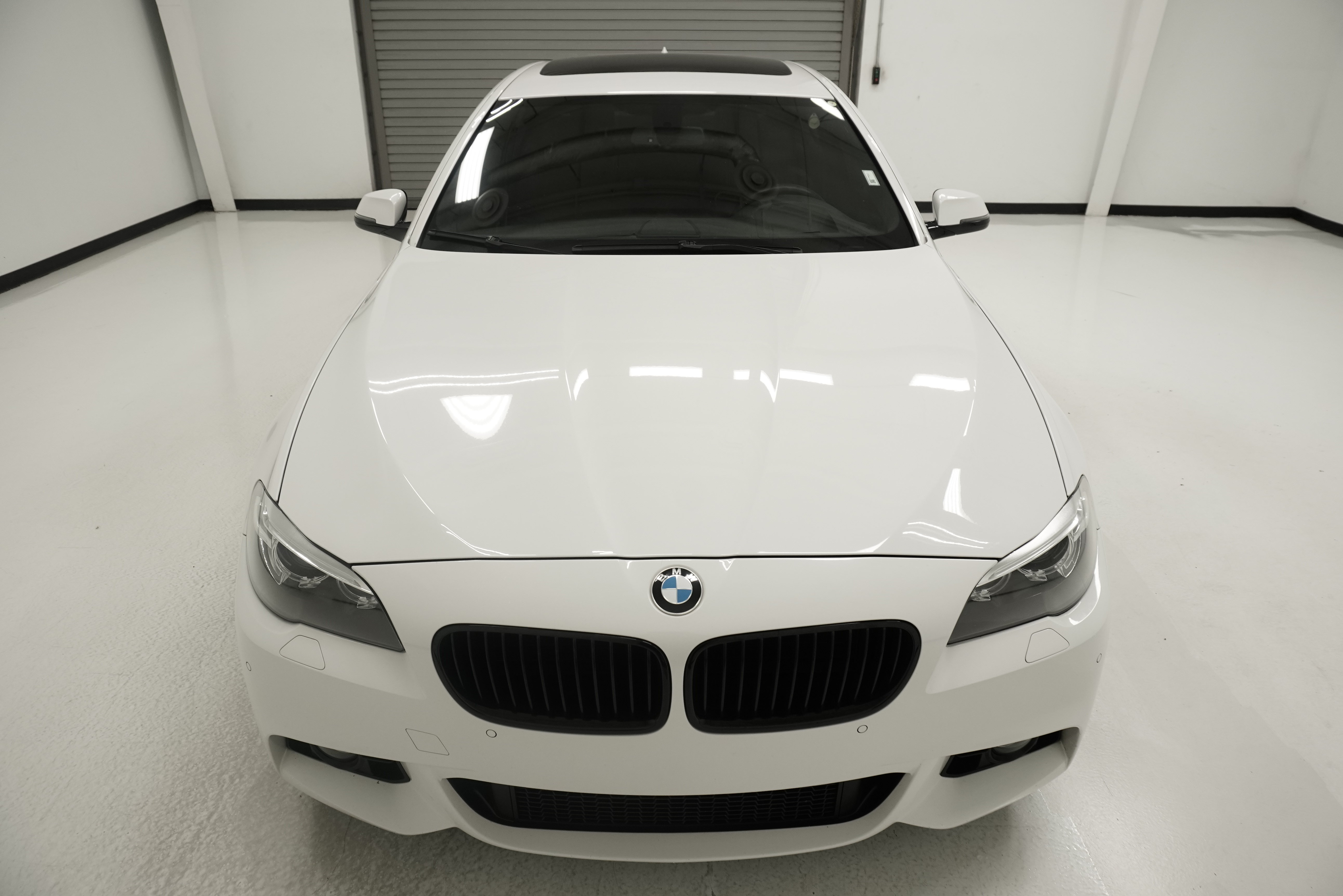 Used 2015 BMW 550i Sedan RWD image 2