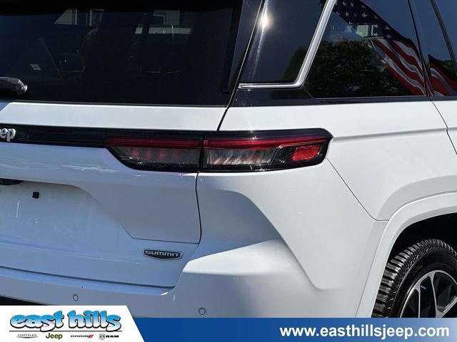 Certified 2024 Jeep Grand Cherokee Summit AWD/4WD image 9