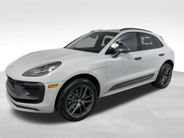 New 2025 Porsche Macan Turbo