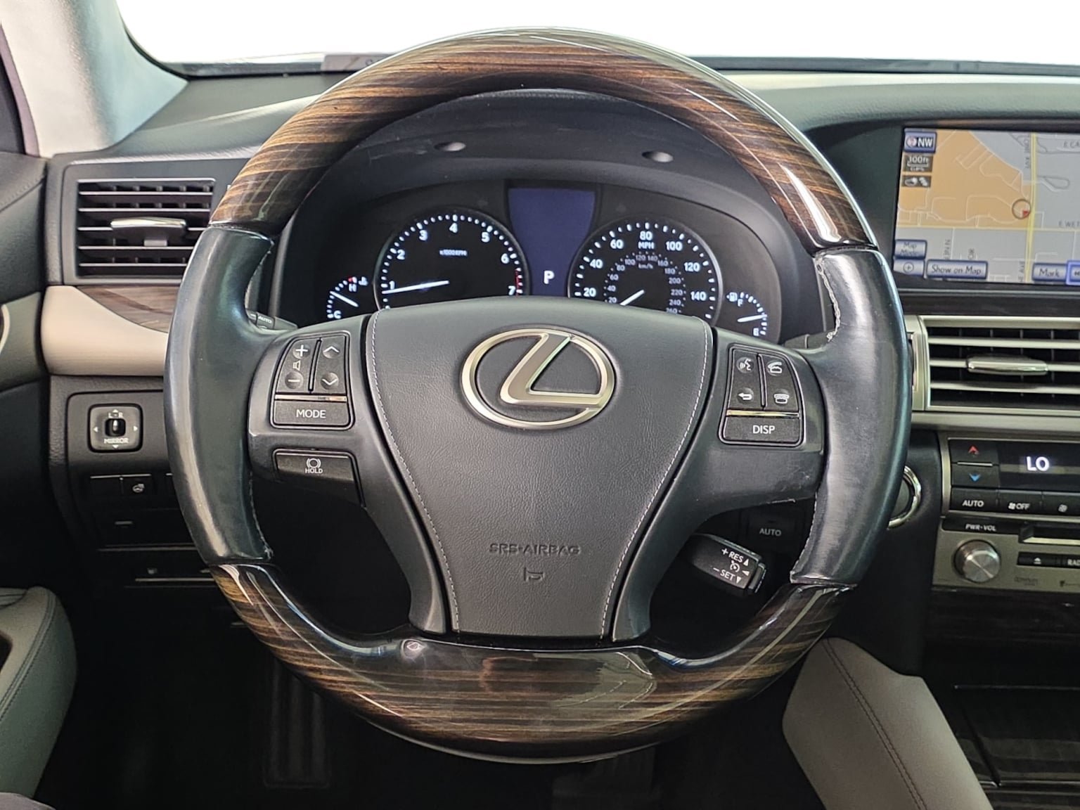 Used 2014 Lexus LS 460 w/ Comfort Package RWD image 16
