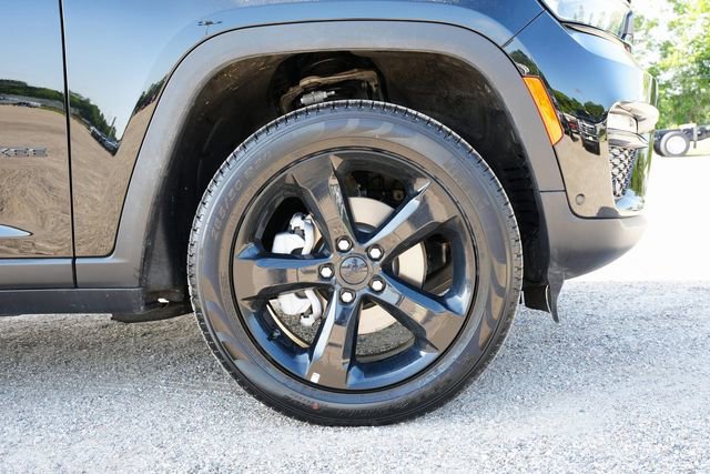 Certified 2025 Jeep Grand Cherokee Limited w/ Luxury Tech Group II image 53