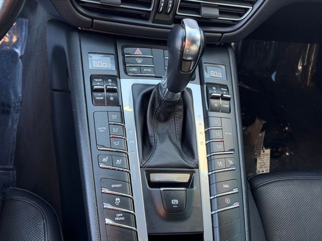 Used 2019 Porsche Macan AWD/4WD image 17