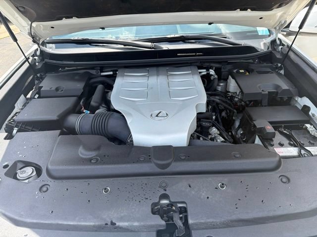 Used 2023 Lexus GX 460 Premium w/ Premium Package AWD/4WD image 12