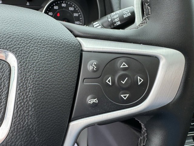Used 2024 GMC Terrain SLT image 22