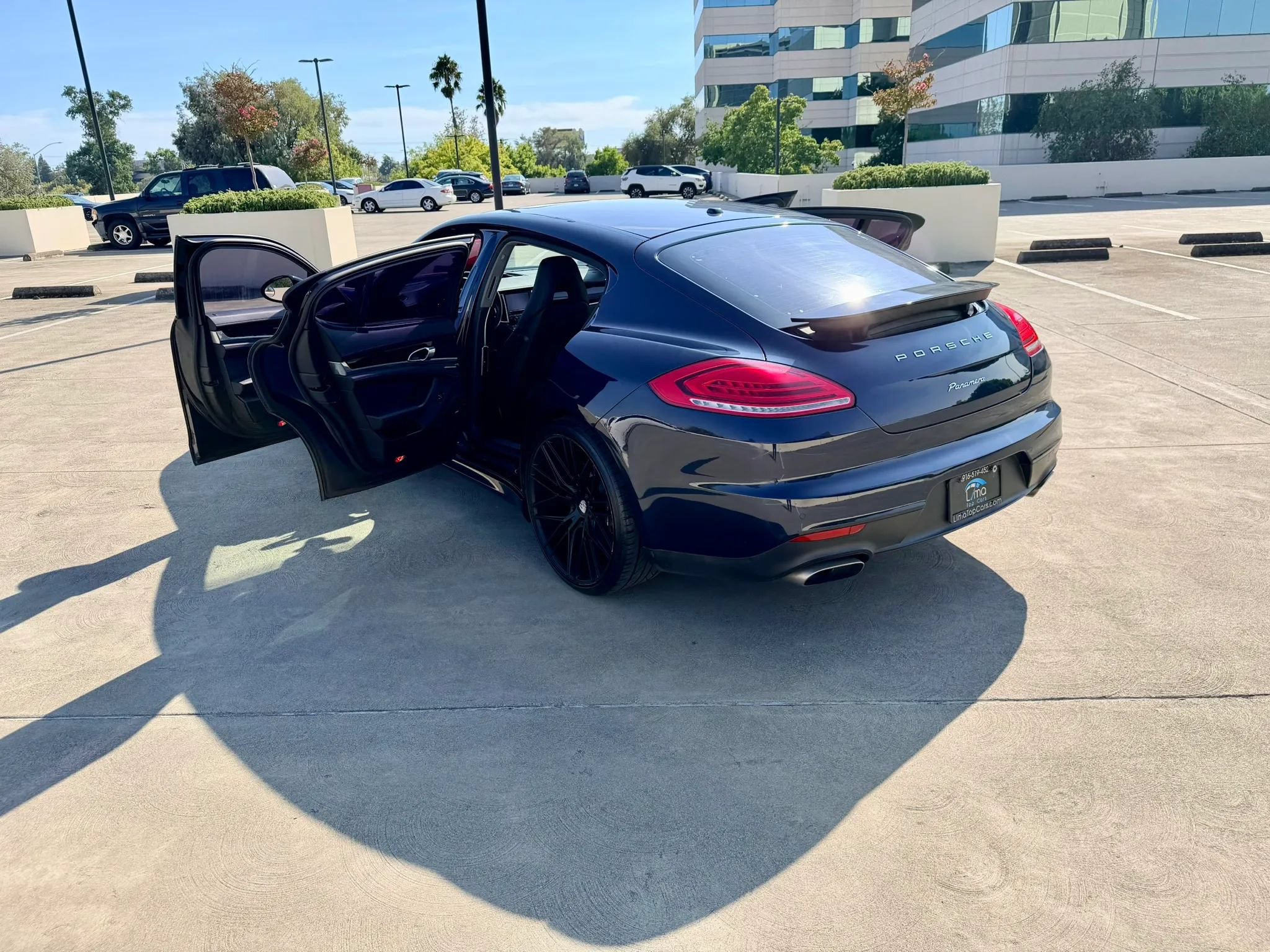 Used 2016 Porsche Panamera Edition RWD image 48