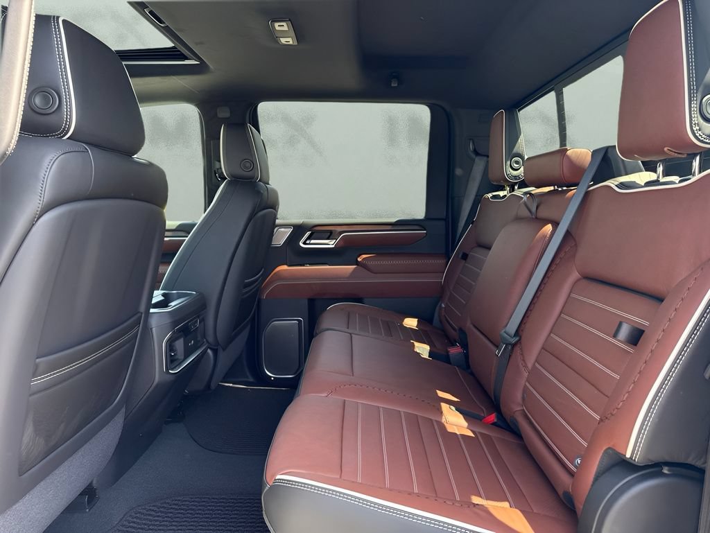New 2026 GMC Sierra 2500 Denali Ultimate AWD/4WD image 13