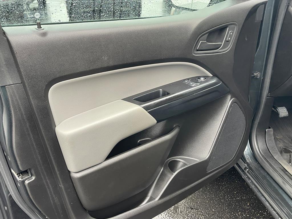 Used 2018 Chevrolet Colorado W/T w/ Custom Special Edition image 7