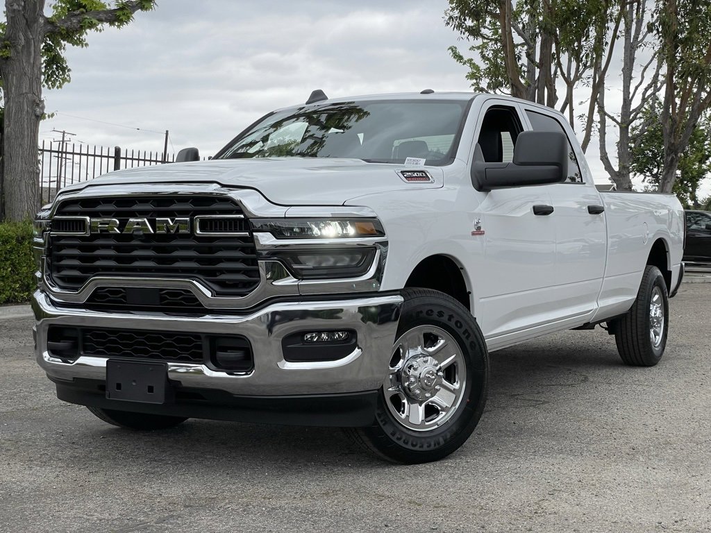 New 2025 RAM 2500 Tradesman w/ Chrome Appearance Group